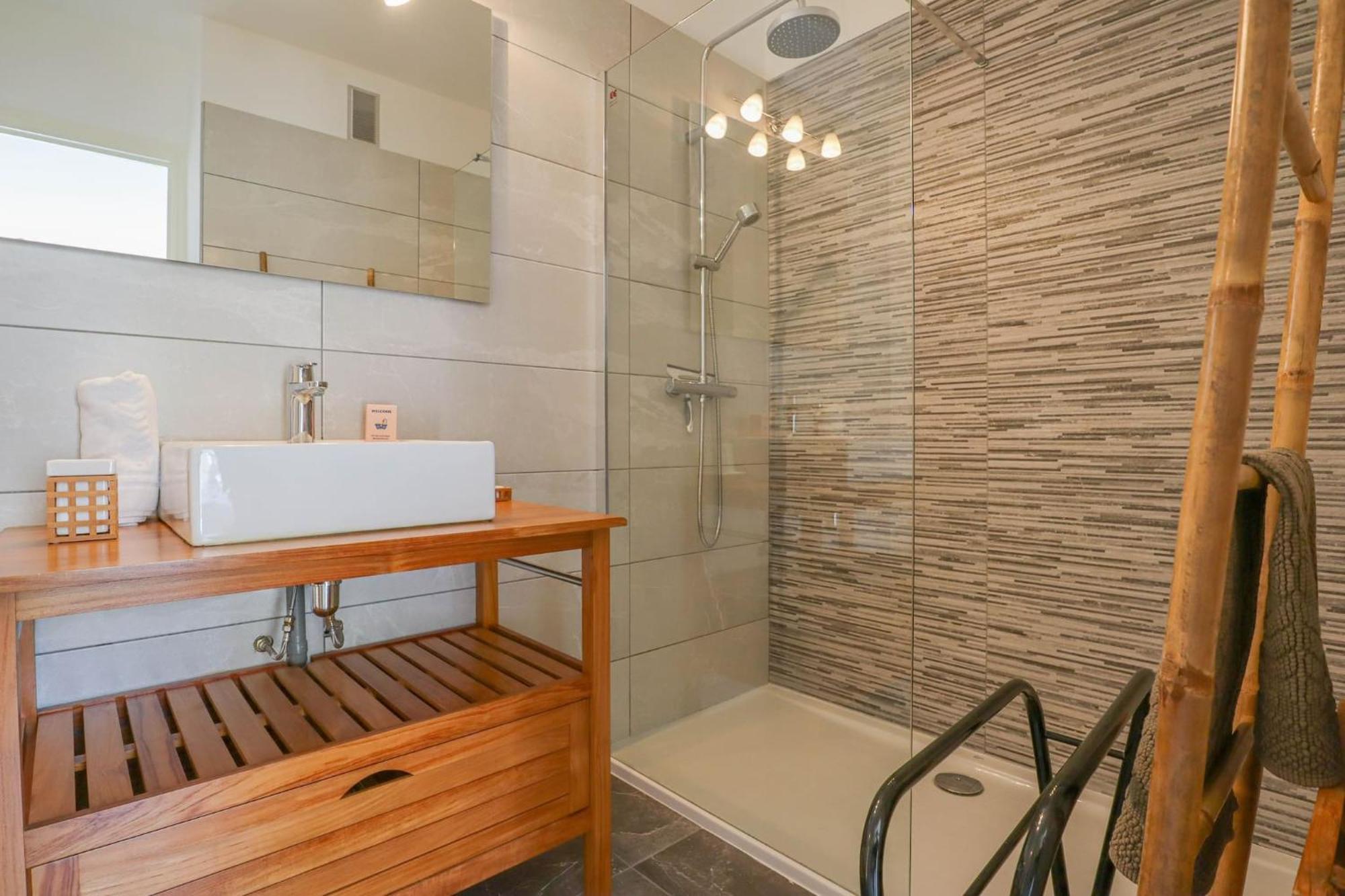 Appartement « Les Ligures » Calme, Proche Mer à Roquebrune-Cap-Martin Extérieur photo