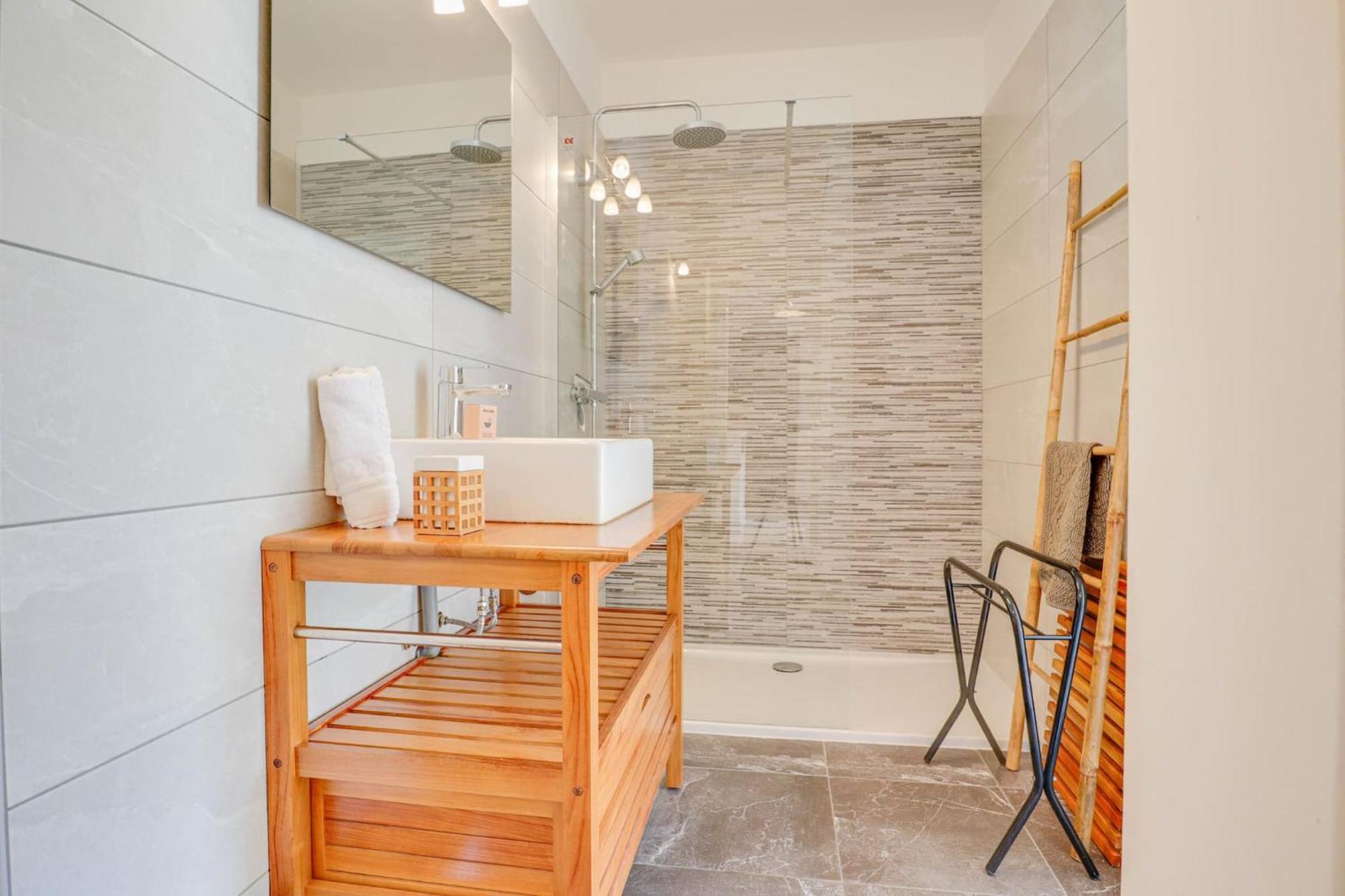 Appartement « Les Ligures » Calme, Proche Mer à Roquebrune-Cap-Martin Extérieur photo