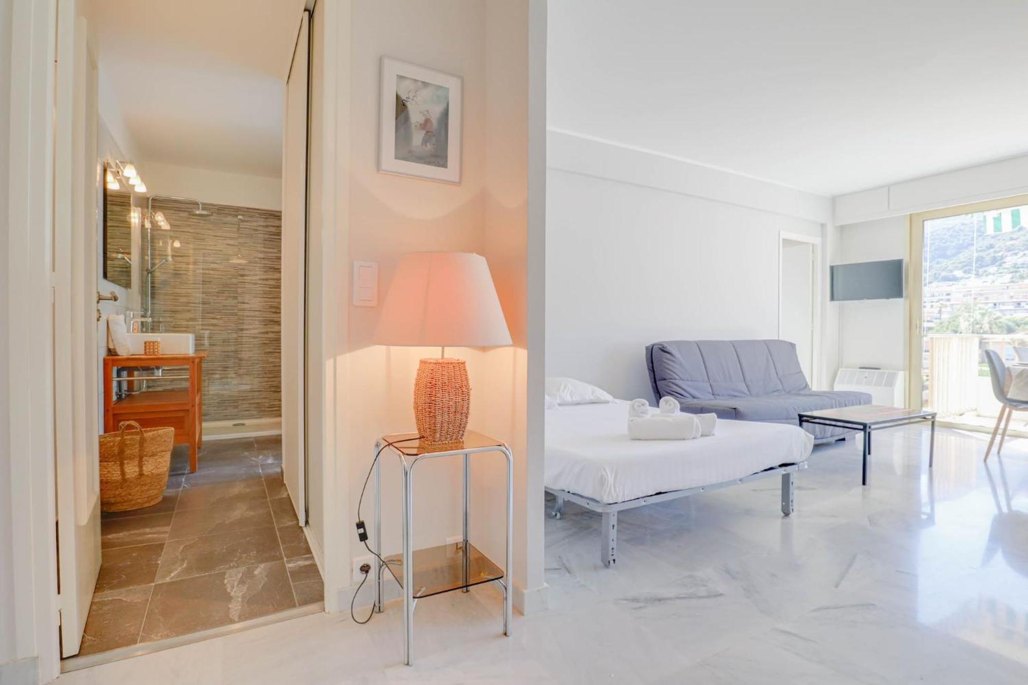 Appartement « Les Ligures » Calme, Proche Mer à Roquebrune-Cap-Martin Extérieur photo
