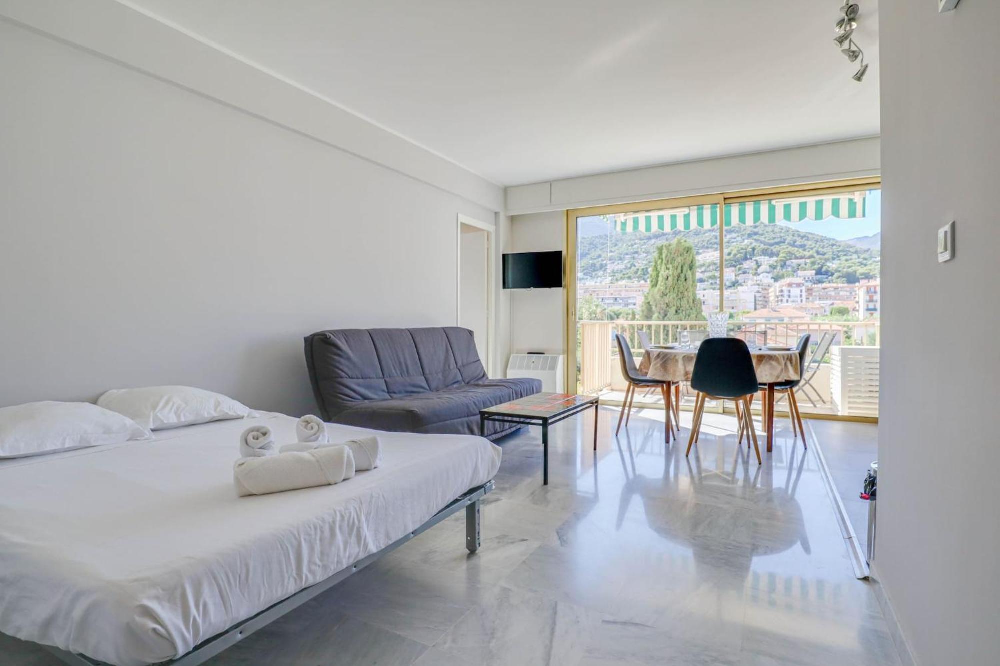 Appartement « Les Ligures » Calme, Proche Mer à Roquebrune-Cap-Martin Extérieur photo