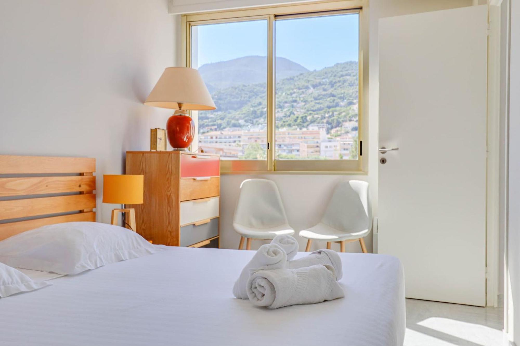 Appartement « Les Ligures » Calme, Proche Mer à Roquebrune-Cap-Martin Extérieur photo